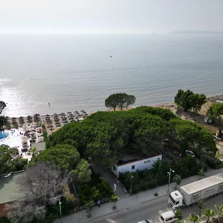 Seaview Flats